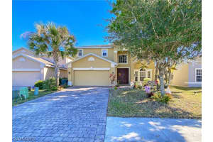 8178 Silver Birch Way, Lehigh Acres, FL 33971, Sold 04/09/20
