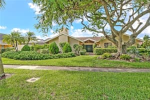 2408 Pinewoods Cir, Naples, FL 34105, Sold 12/20/19