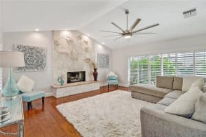 2408 Pinewoods Cir, Naples, FL 34105, Sold 12/20/19