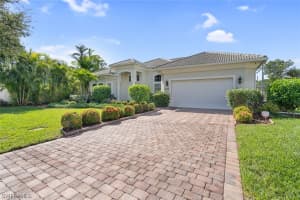 10155 Avonleigh Dr, Bonita Springs, FL 34135, Sold 01/16/20