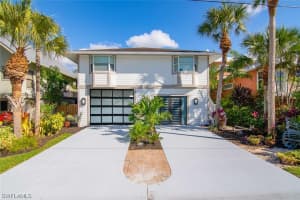 1300 Grand Canal Dr, Naples, FL 34110, Sold 06/26/20