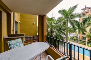 2825 Palm Beach Blvd APT 304, Fort Myers, FL 33916, Sold 10/09/20