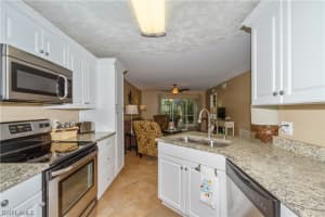 765 Wiggins Lake Dr, Naples, FL 34110, Sold 01/27/20