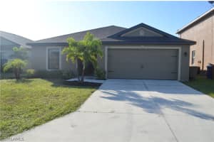 285 Shadow Lakes Dr, Lehigh Acres, FL 33974, Sold 01/27/20
