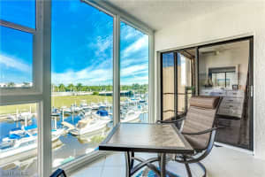 803 River Point Dr, Naples, FL 34102, Sold 12/03/20