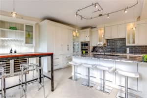 451 Bayfront Pl, Naples, FL 34102, Sold 03/30/20