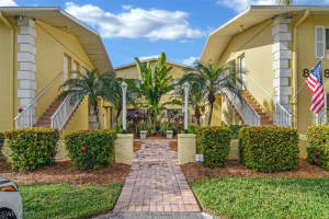8148 Country Rd UNIT 205, Fort Myers, FL 33919, Sold 12/30/19