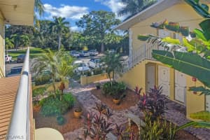 8148 Country Rd UNIT 205, Fort Myers, FL 33919, Sold 12/30/19
