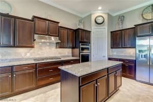 16202 Camden Lakes Cir, Naples, FL 34110, Sold 02/06/20