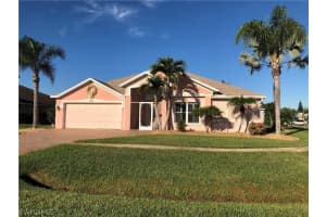 4501 Varsity Lakes Ct, Lehigh Acres, FL 33971, Sold 09/30/20