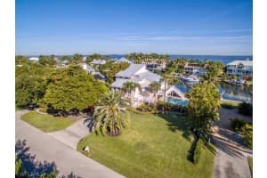 1230 Bay Dr, Sanibel, FL 33957, Sold 07/13/20