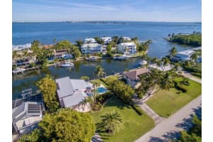 1230 Bay Dr, Sanibel, FL 33957, Sold 07/13/20