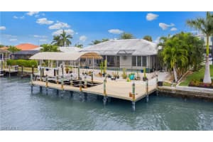 30 Bayview Blvd, Fort Myers Beach, FL 33931, Sold 02/18/20