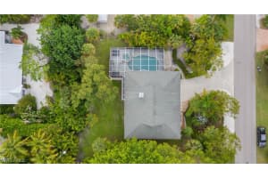 9418 Moonlight Dr, Sanibel, FL 33957, Sold 07/10/20