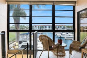 801 River Point Dr, Naples, FL 34102, Sold 03/02/20