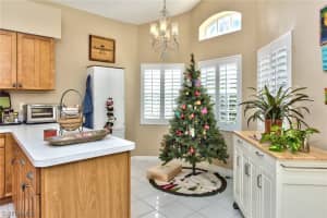 102 Palm Frond Ct, Naples, FL 34104, Sold 07/21/20
