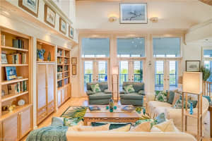 1349 Bay Dr, Sanibel, FL 33957, Sold 04/29/22