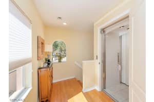 526 Lake Louise Cir, Naples, FL 34110, Sold 02/28/20