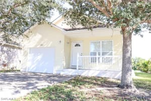 142 Leawood Cir, Naples, FL 34104, Sold 08/07/20