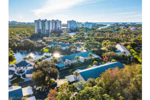773 Wiggins Lake Dr, Naples, FL 34110, Sold 02/10/20
