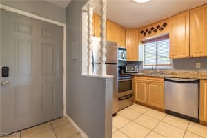 8162 Country Rd UNIT 203, Fort Myers, FL 33919, Sold 04/10/20