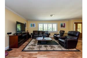 9421 Moonlight Dr, Sanibel, FL 33957, Sold 02/24/21