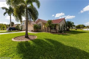 7795 Cameron Cir, Fort Myers, FL 33912, Sold 02/26/20