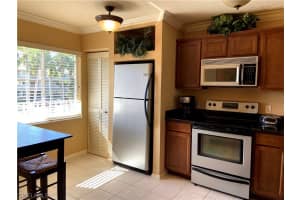 3032 Sandpiper Bay Cir, Naples, FL 34112, Sold 03/19/20