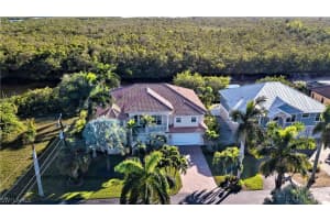 11771 Isle of Palms Dr, Fort Myers Beach, FL 33931, Sold 08/14/20