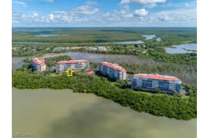 201 Vintage Bay Dr, Marco Island, FL 34145, Sold 08/06/20