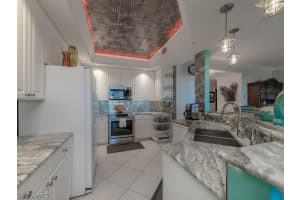 201 Vintage Bay Dr, Marco Island, FL 34145, Sold 08/06/20