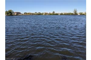 178 Shadroe Cove Cir UNIT 902, Cape Coral, FL 33991, Sold 05/08/20