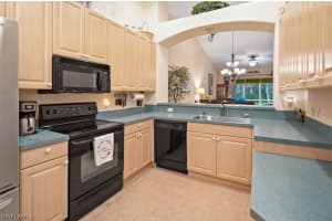6104 Mandalay Cir, Naples, FL 34112, Sold 02/27/20