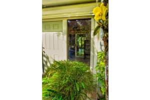 4455 Gulf Pines Dr, Sanibel, FL 33957, Sold 10/26/20