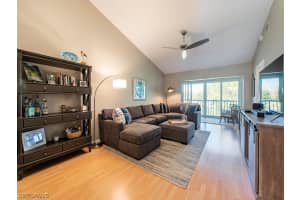 781 Wiggins Lake Dr, Naples, FL 34110, Sold 04/01/20