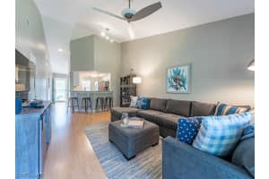781 Wiggins Lake Dr, Naples, FL 34110, Sold 04/01/20