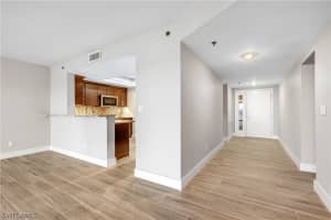 1925 Clifford St APT 302, Fort Myers, FL 33901, Sold 03/27/20