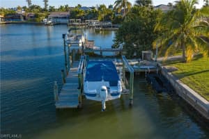 8095 Lagoon Rd, Fort Myers Beach, FL 33931, Sold 12/16/20