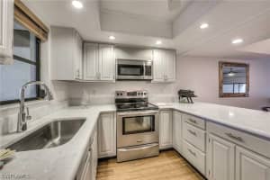 8735 Lateen Ln APT 101, Fort Myers, FL 33919, Sold 04/14/20