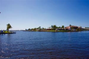 1926 SE 43rd St APT 221, Cape Coral, FL 33904, Sold 04/17/20
