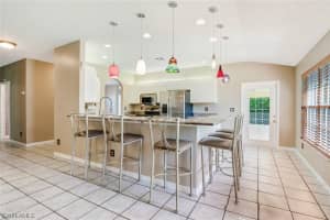 975 Moon Lake Dr, Naples, FL 34104, Sold 06/19/20