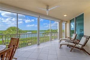 445 Dockside Dr, Naples, FL 34110, Sold 07/08/20