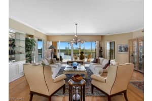 425 Dockside Dr, Naples, FL 34110, Sold 12/16/20