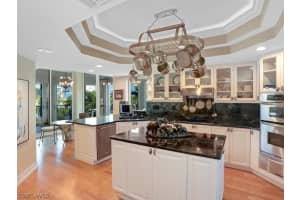 425 Dockside Dr, Naples, FL 34110, Sold 12/16/20