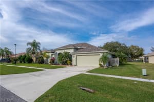 1525 Scholar Ct, Lehigh Acres, FL 33971, Sold 03/27/20