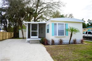 233 Sacramento St, North Fort Myers, FL 33903, Sold 04/24/20