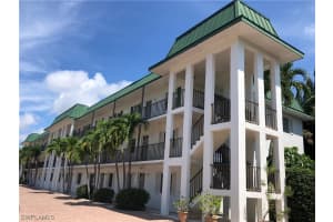 3030 Binnacle Dr, Naples, FL 34103, Sold 12/30/20