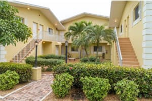 8135 Country Rd UNIT 203, Fort Myers, FL 33919, Sold 04/02/20