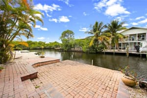 1279 Rainbow Ct, Naples, FL 34110, Sold 04/15/21
