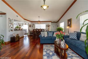 9589 Crescent Garden Dr, Naples, FL 34109, Sold 01/15/21